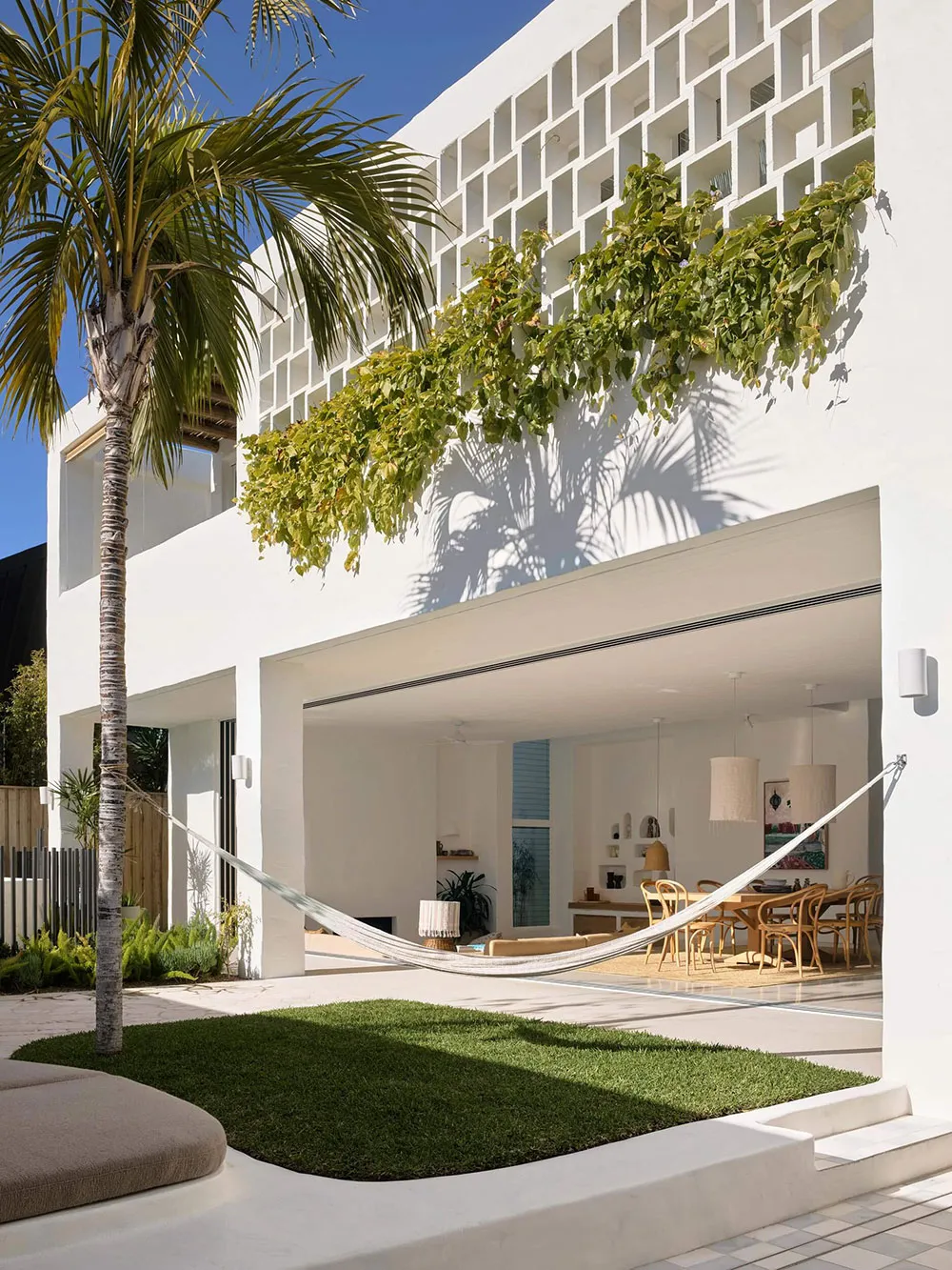 Середземноморські мотиви в дизайні сучасного пляжного будинку в Сіднеї - Gallery image 20