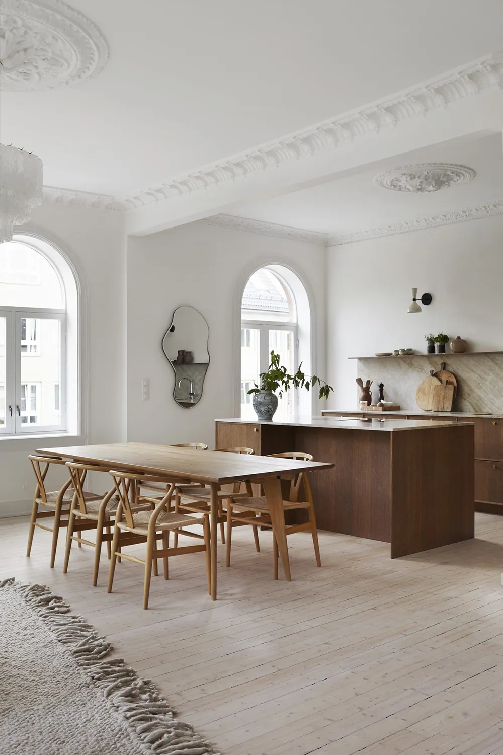 Fashionable Details and Beautiful Space of Old House: Apartment in Oslo - Gallery image 4