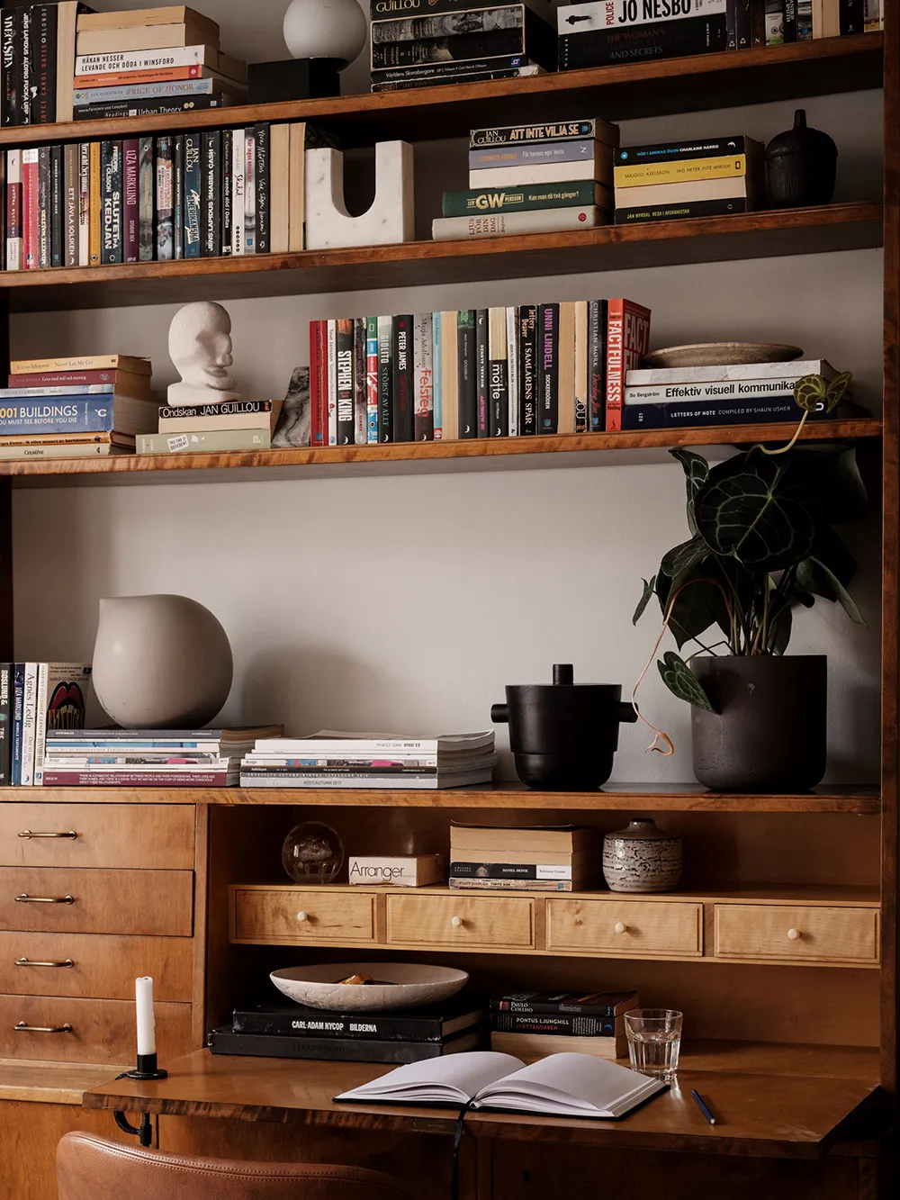 Приємний нейтральний інтер'єр у Швеції з теплими деталями (84 кв. м) - Gallery image 3