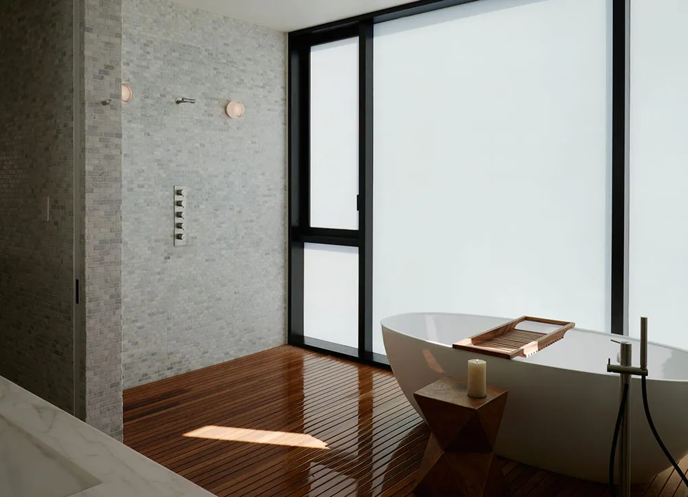 Современный дизайн во всей красоте: стильный и уютный дом с бассейном в Сиэтле - Gallery image 14