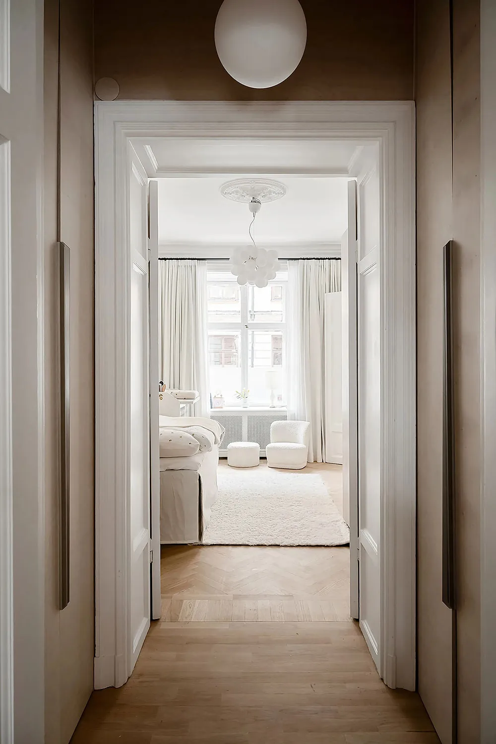 Weicher und eleganter Interior in Milchtonen in Schweden (75 qm) - Gallery image 6