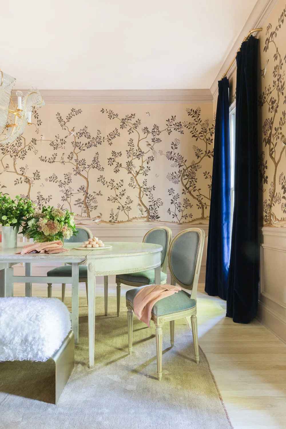 Teintes printanières et motifs géométriques : intérieur agréable au Tennessee - Gallery image 27