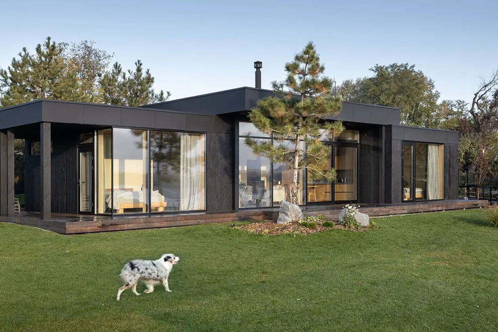 Теплий сучасний інтер'єр біля Дніпра - Gallery image 26