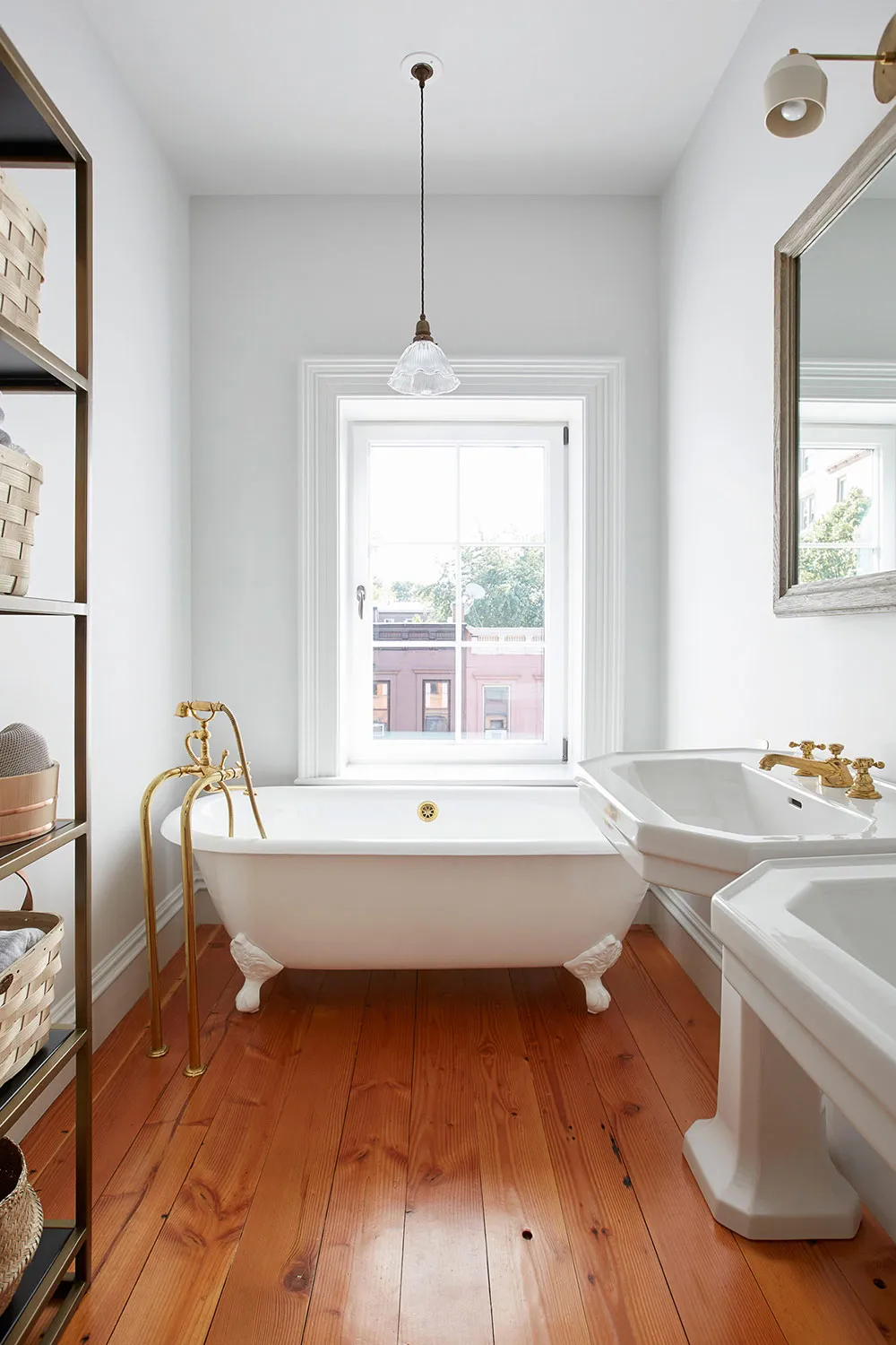 Segundo luz y elegantes ventanas industriales en el diseño de un townhouse en Brooklyn - Gallery image 14