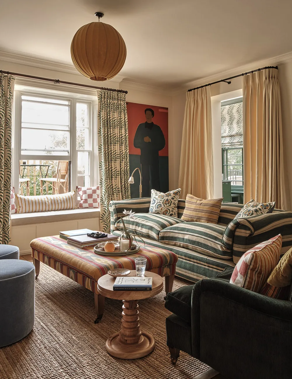 Cozy English Interior for Young Couple in London - Gallery image 7