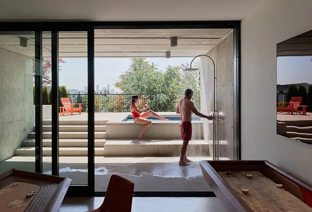 Современный дизайн во всей красоте: стильный и уютный дом с бассейном в Сиэтле - Gallery image 18