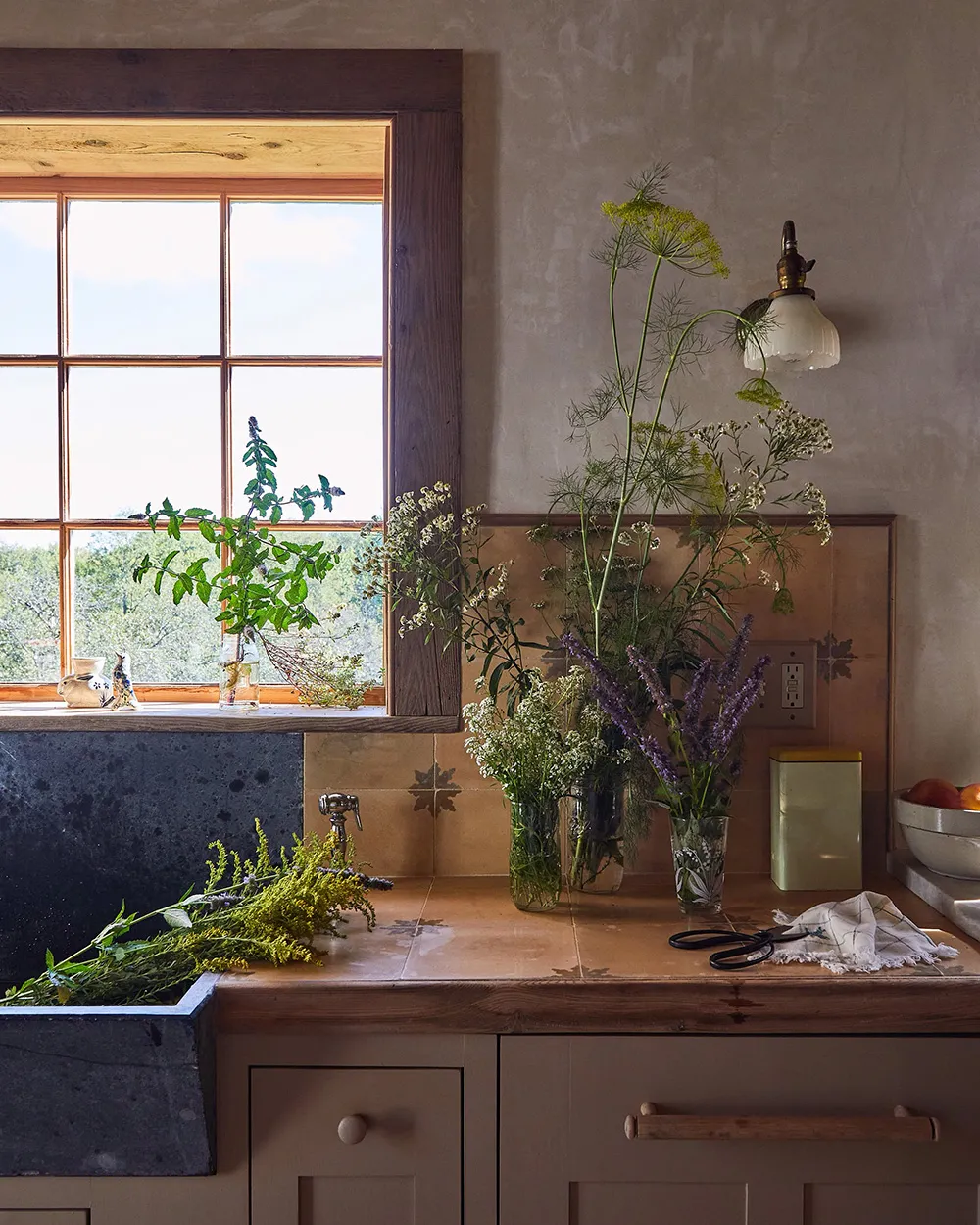 Charming Designer Studio Farmhouse in New York State - Gallery image 6