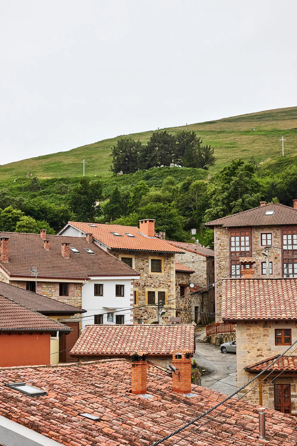 Urocze odświeżenie starożytnego kamiennego domu na północy Hiszpanii - Gallery image 1