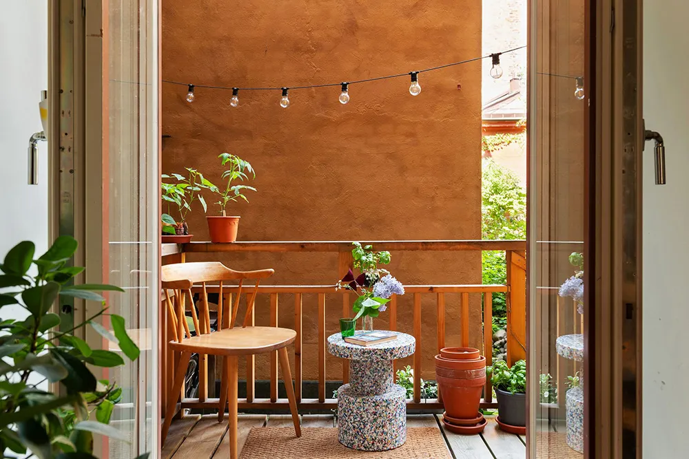 Drewniana piec i meble sztuczne: ciepły mieszkanie w Szwecji (78 m²) - Gallery image 23