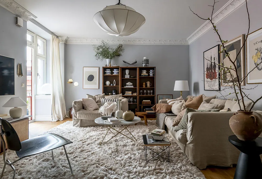 Настінна галерея та приємні прохолодні відтінки: квартира в Гетеборзі (63 кв. м) - Gallery image 2