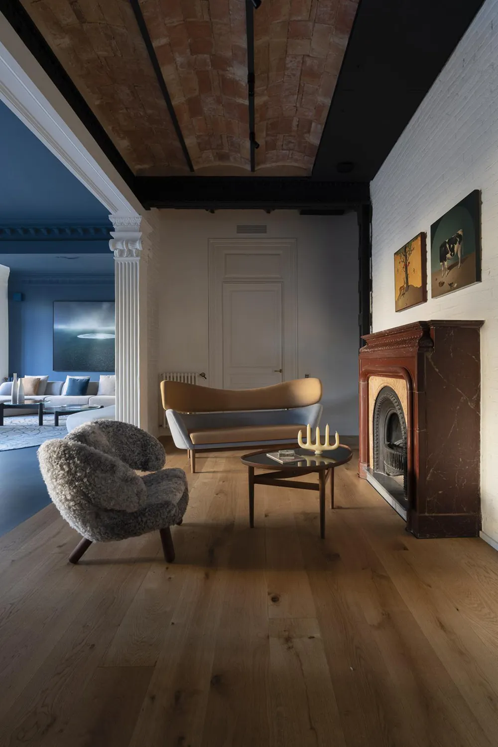 Color Blocks in the Design of a Historical Apartment in Barcelona - Gallery image 14