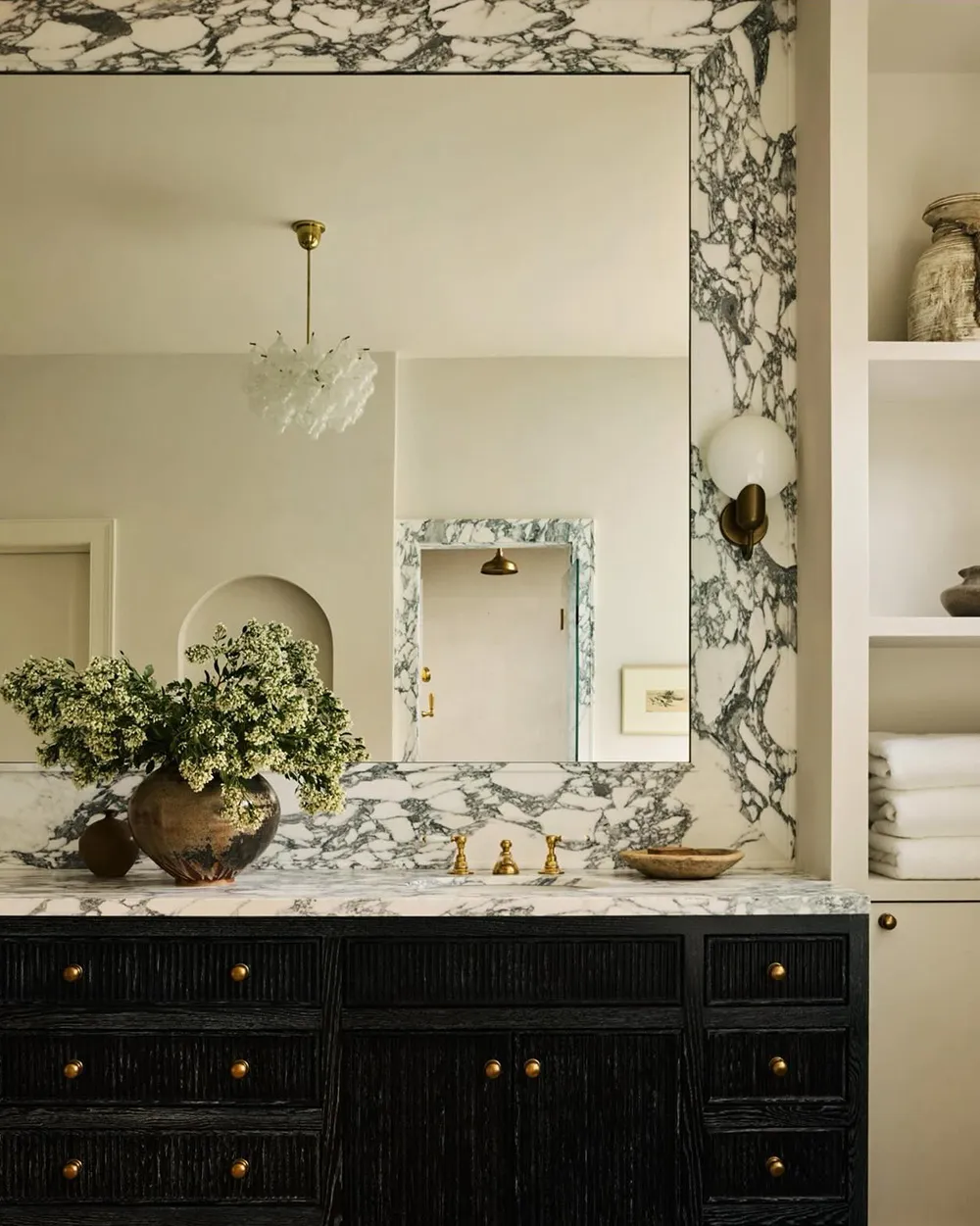 Пізнайте захоплюючий світ інтер'єрів фотографа Ніколь Францен - Gallery image 18