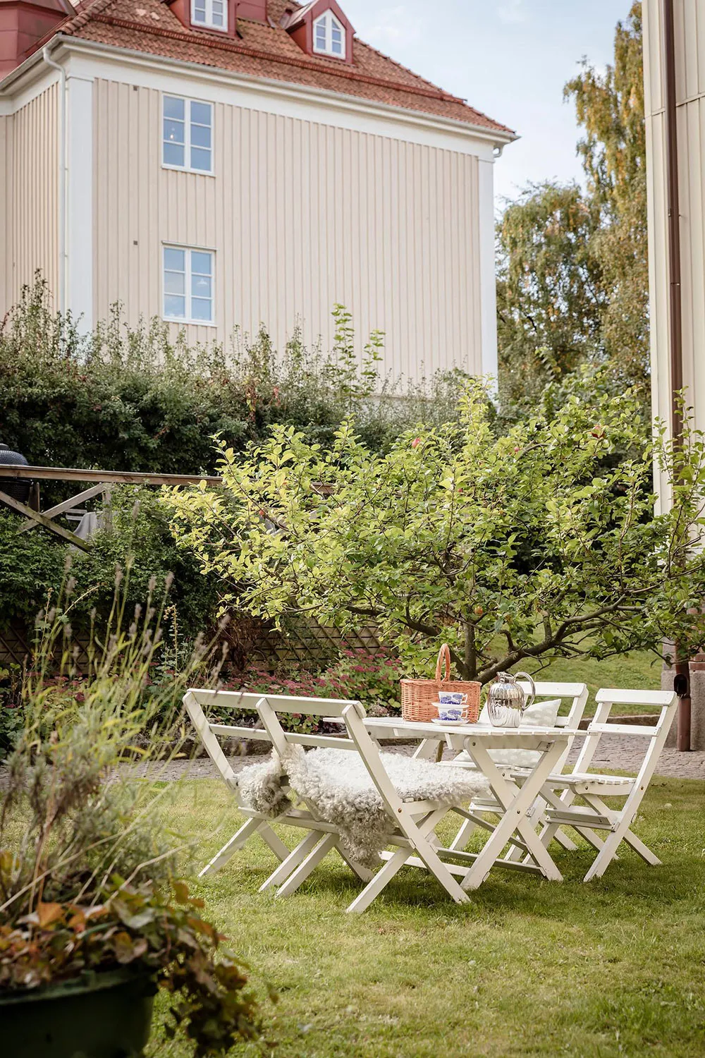 Schlafsofa in Punktmuster und Noten von gemütlichem Country-Stil: Wohnung in Göteborg (90 qm) - Gallery image 31