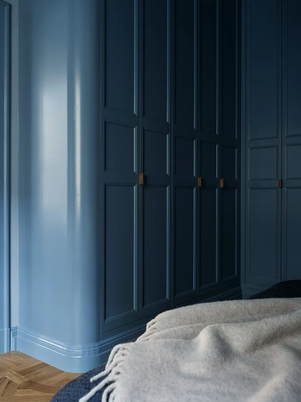 Schönes modernes Design einer Wohnung in Stockholm - Gallery image 4