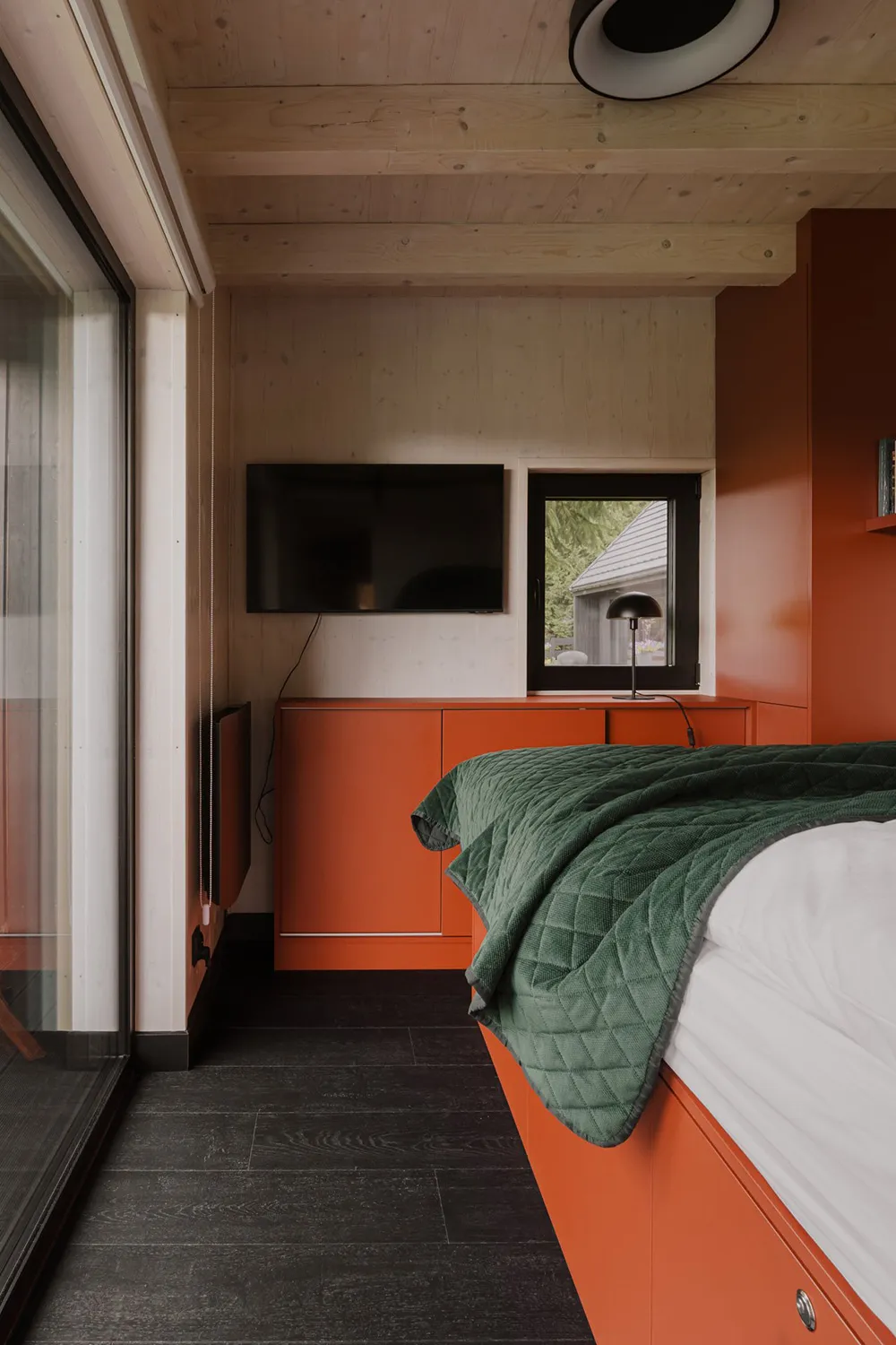 Dwa małe wynajmowane kottage w Polsce z jasnymi wnętrzami - Gallery image 11