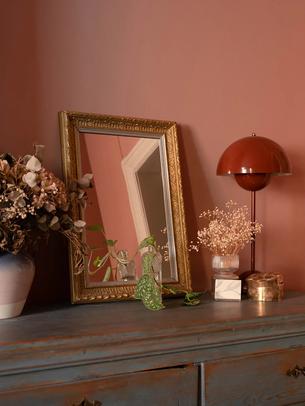 Atmosphärische Wohnzimmer und rosa Schlafzimmer: Wohnung in Stockholm (83 qm) - 15