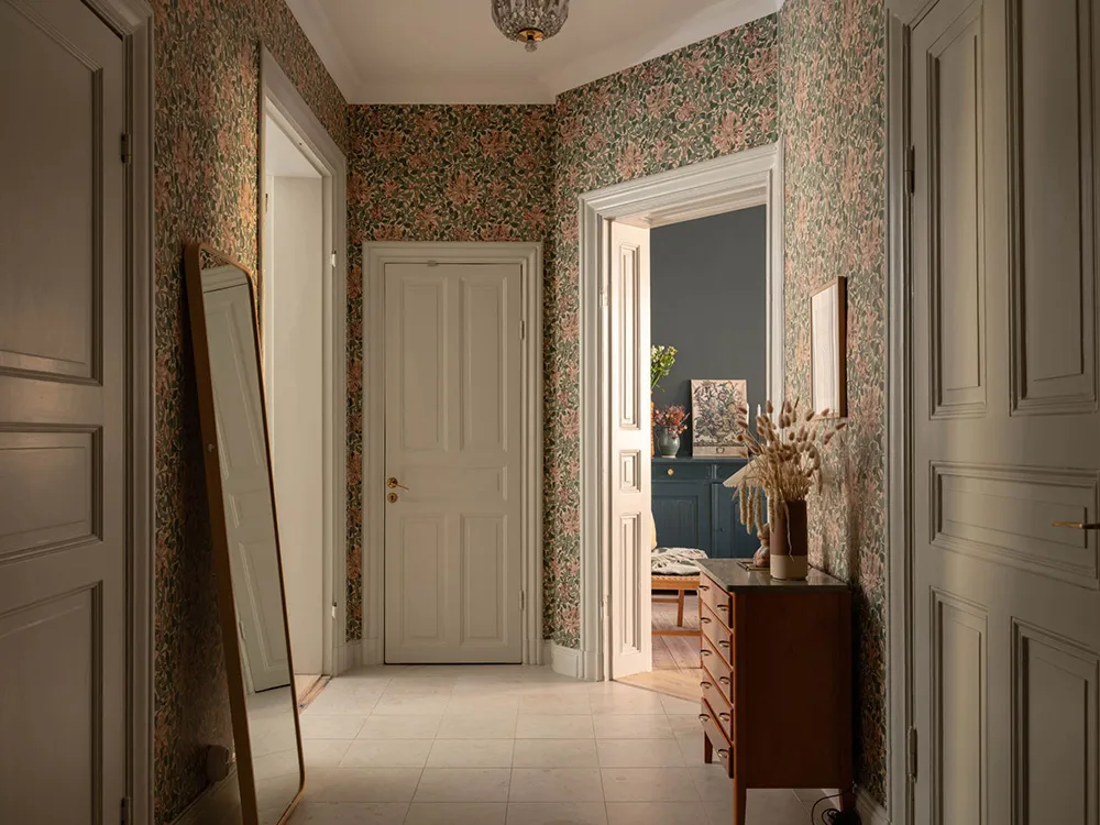 Atmosphärische Wohnzimmer und rosa Schlafzimmer: Wohnung in Stockholm (83 qm) - 28