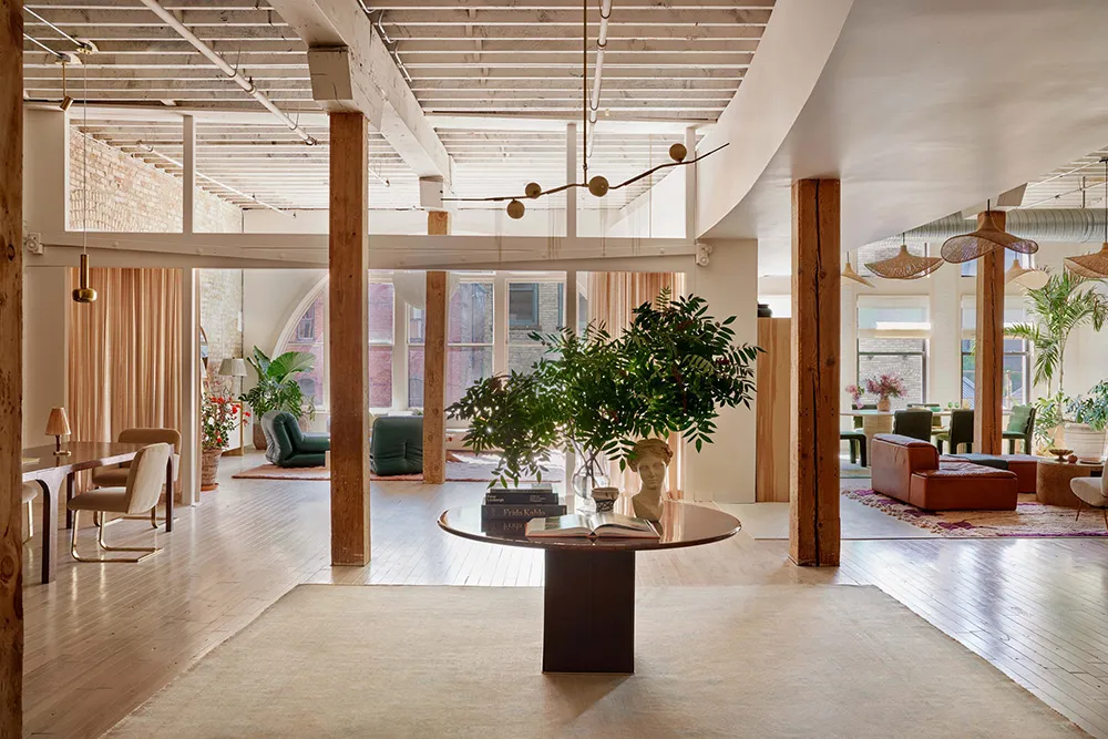 Impressive Interior of a Cozy Office and Showroom in Minnesota - Gallery image 6