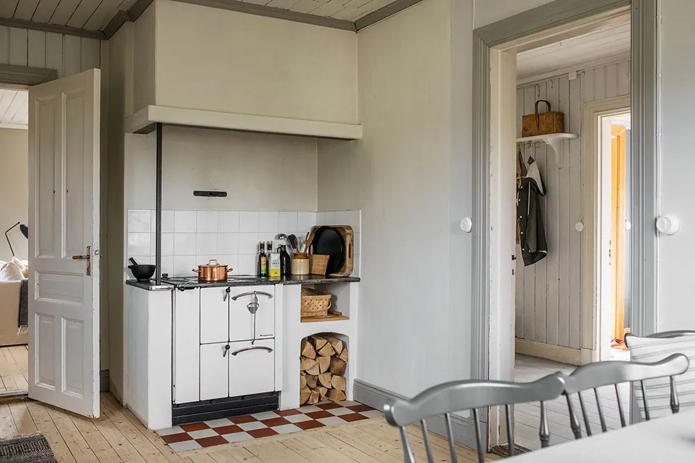 Actualizada casa de campo antigua en Suecia - Gallery image 15