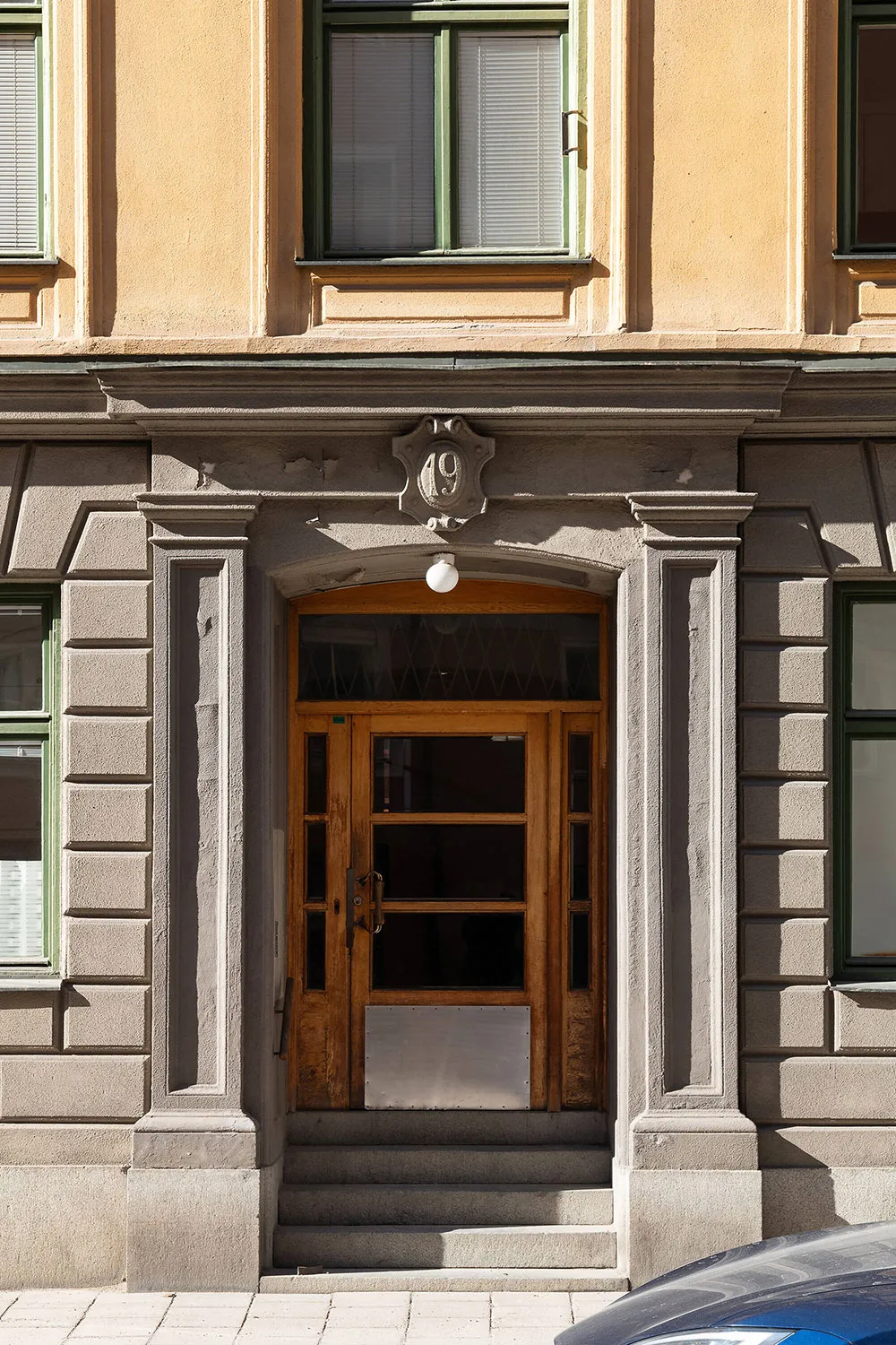 Летние акценты в декоре светлой мансардной квартиры в Стокгольме (70 кв. м) - Gallery image 26