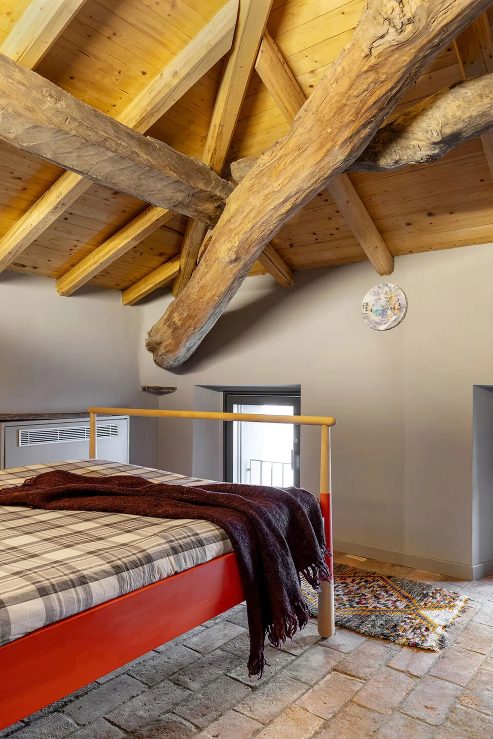 Historic Architecture, Bold Design and Nature: House in Italy - Gallery image 29