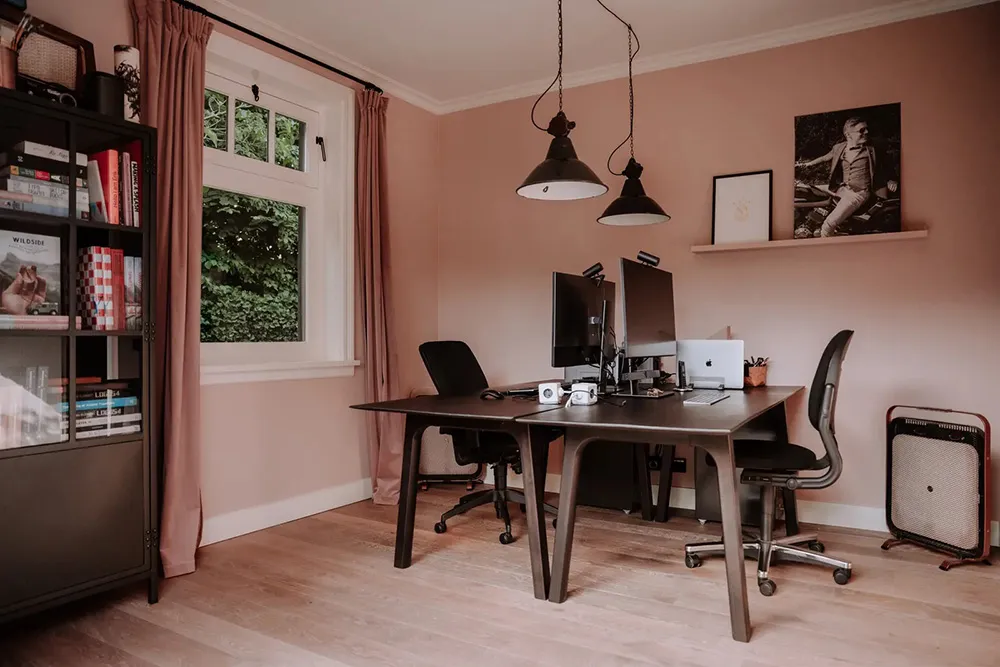 Dunkle Böden und traditionelle Charme: Neuer Landhaus-Stil in den Niederlanden - Gallery image 23