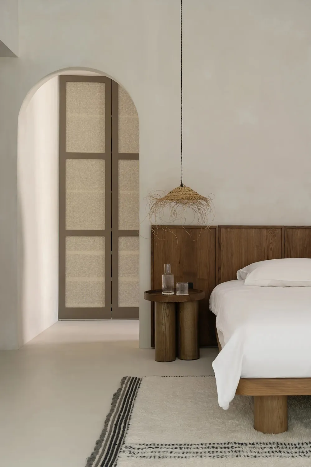 Lightness and Air: Designer's Villa in Dubai - Gallery image 14