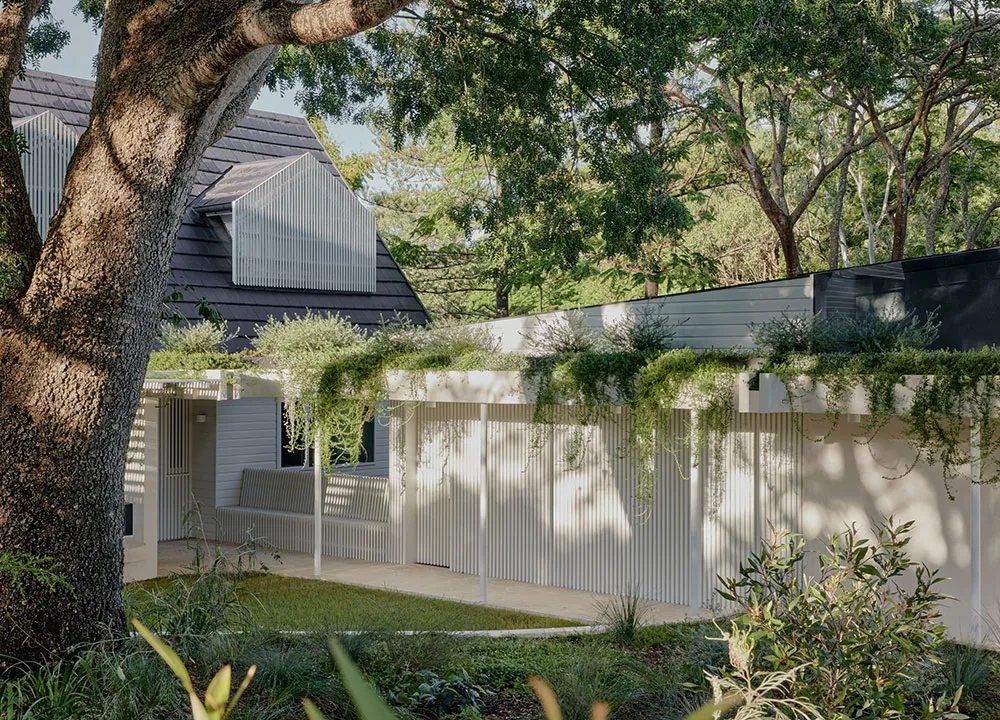 Moderne Architektur in Einklang mit Natur und warme Innenausstattungen im Haus in Australien - 4