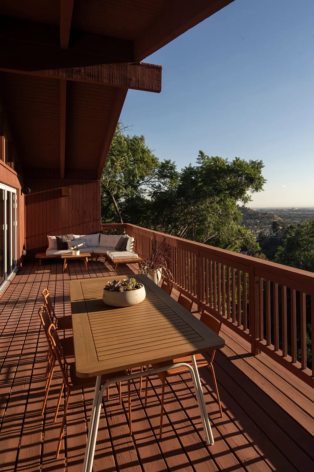 Cozy Modern Design of an Unusual House in California - Gallery image 14