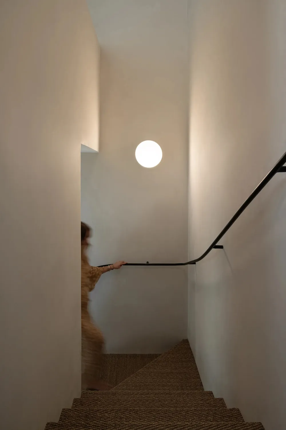 Lightness and Air: Designer's Villa in Dubai - Gallery image 12