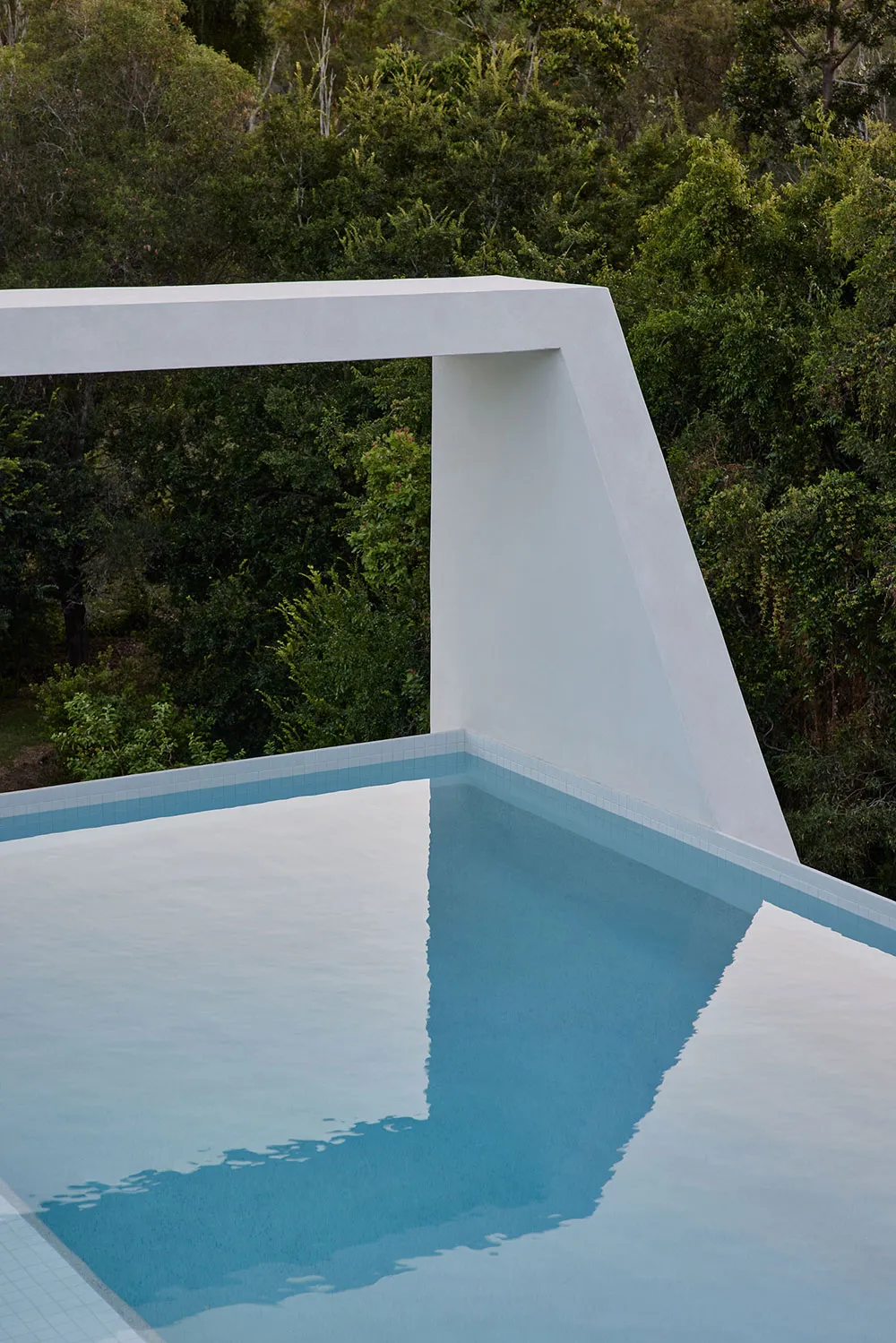 Moderne Architektur in Einklang mit Natur und warme Innenausstattungen im Haus in Australien - 11