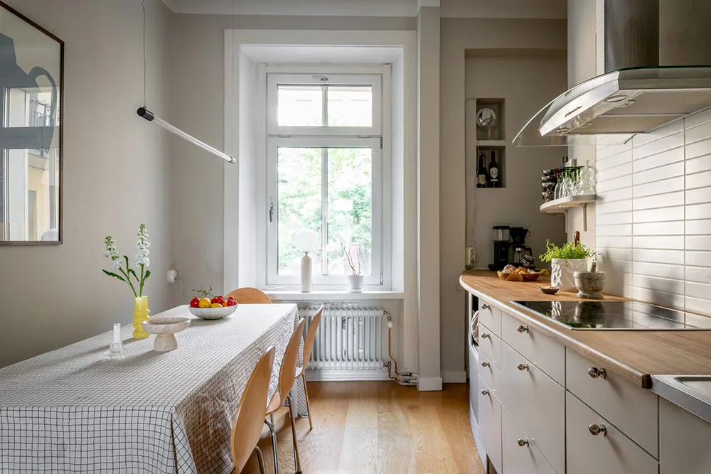 Appartement cosy dans des tons sableux à Stockholm - Gallery image 20