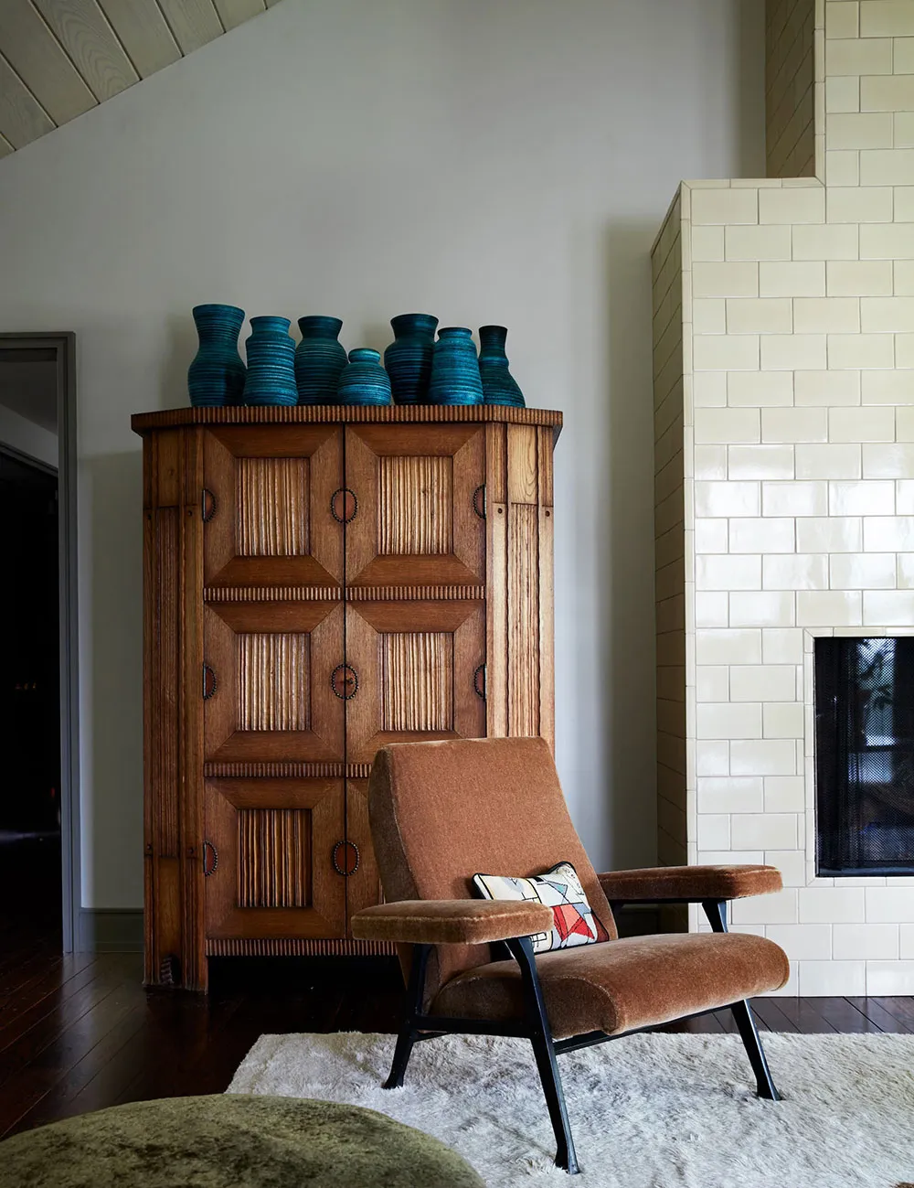 Diseño inusual de casa junto al lago en Estados Unidos - Gallery image 12