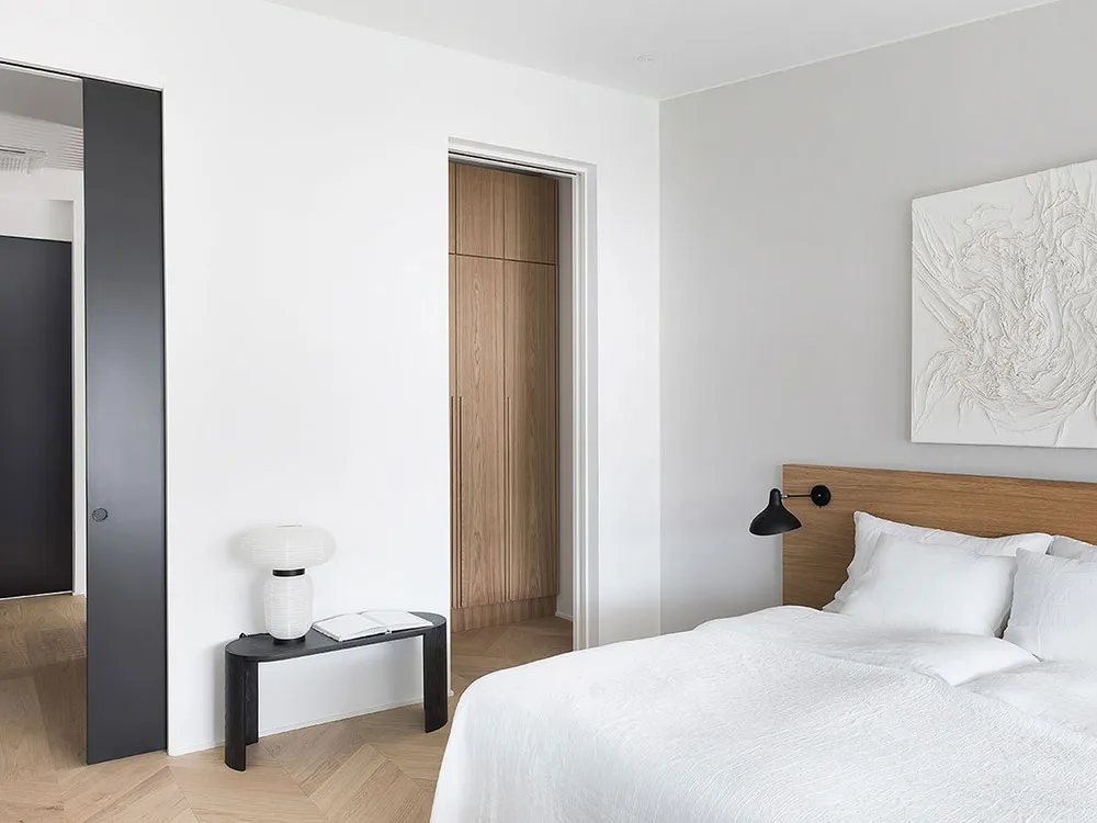 Эфектная черно-белая резиденция в Финляндии - Gallery image 11