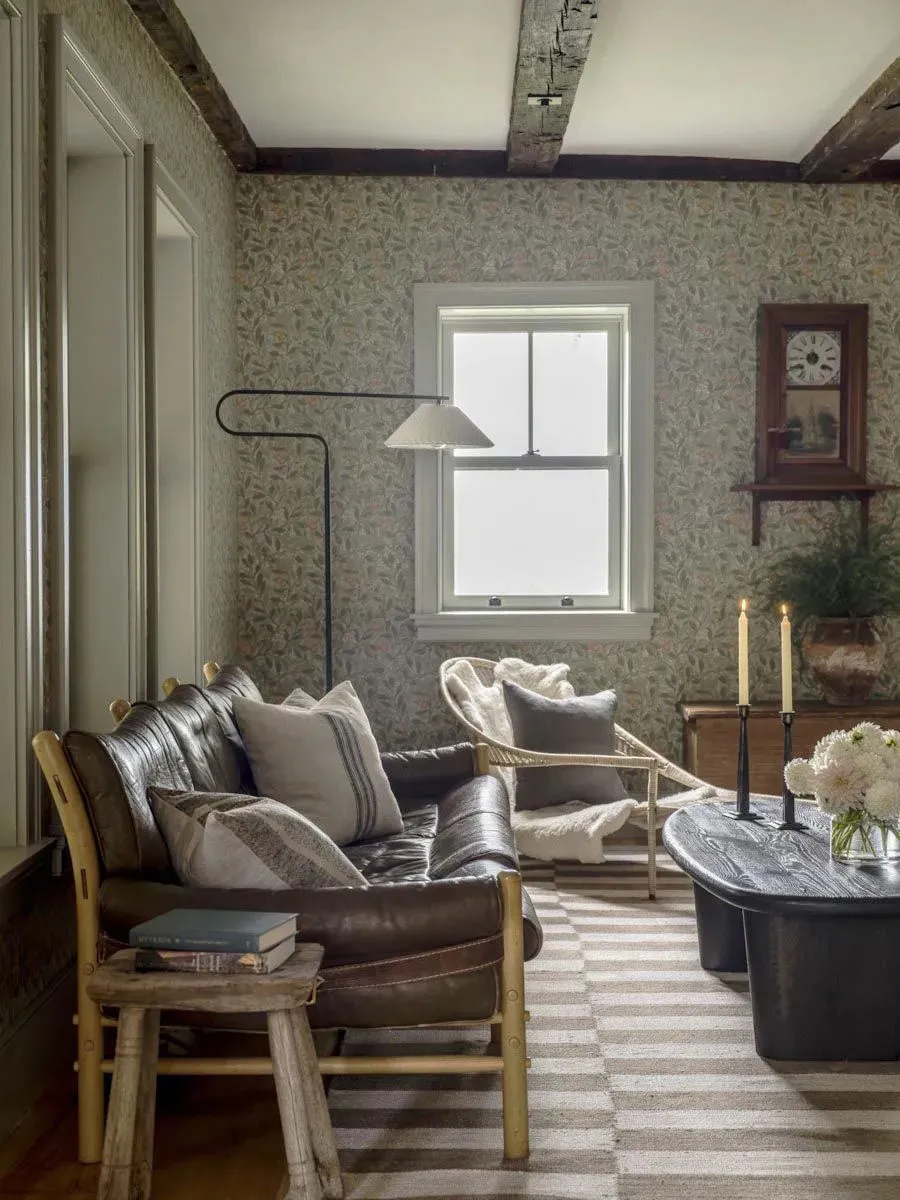 Blühende Wände und gemütliche Atmosphäre: Ein renovierter Bauernhof in den USA - Gallery image 6