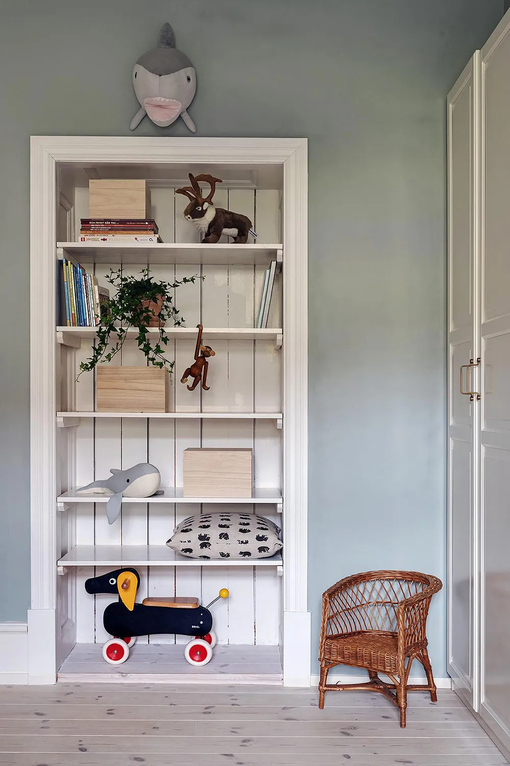 Jasna kwatera w Gotenborgu z odświeżającymi akcentami w paletie kolorów - Gallery image 20