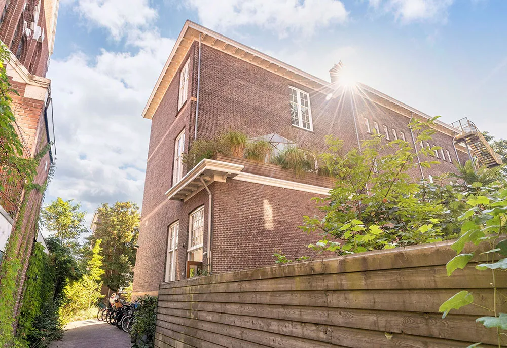 Bright Loft in Old School Building in Rotterdam - Gallery image 36