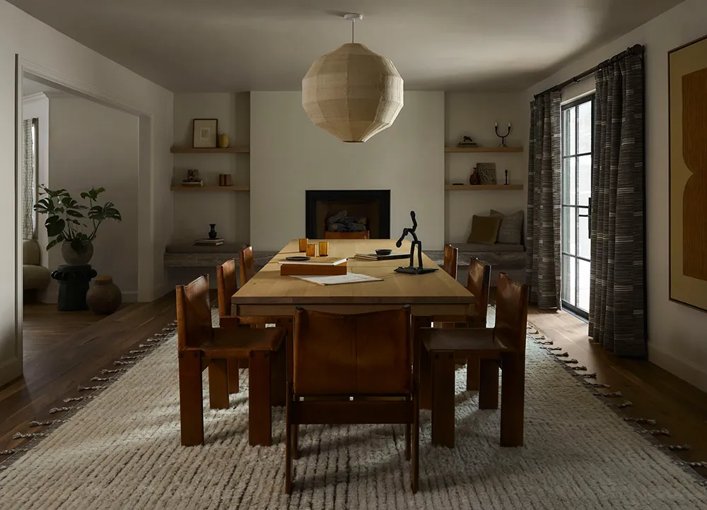 Przyciemnione wnętrza górskiego domu w stanie Juta - Gallery image 18