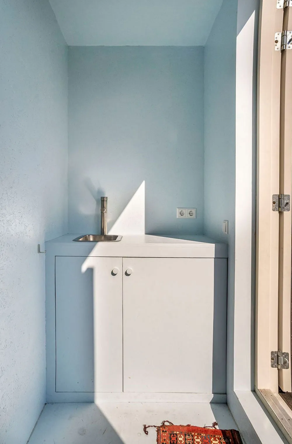 Bright Loft in Old School Building in Rotterdam - Gallery image 32