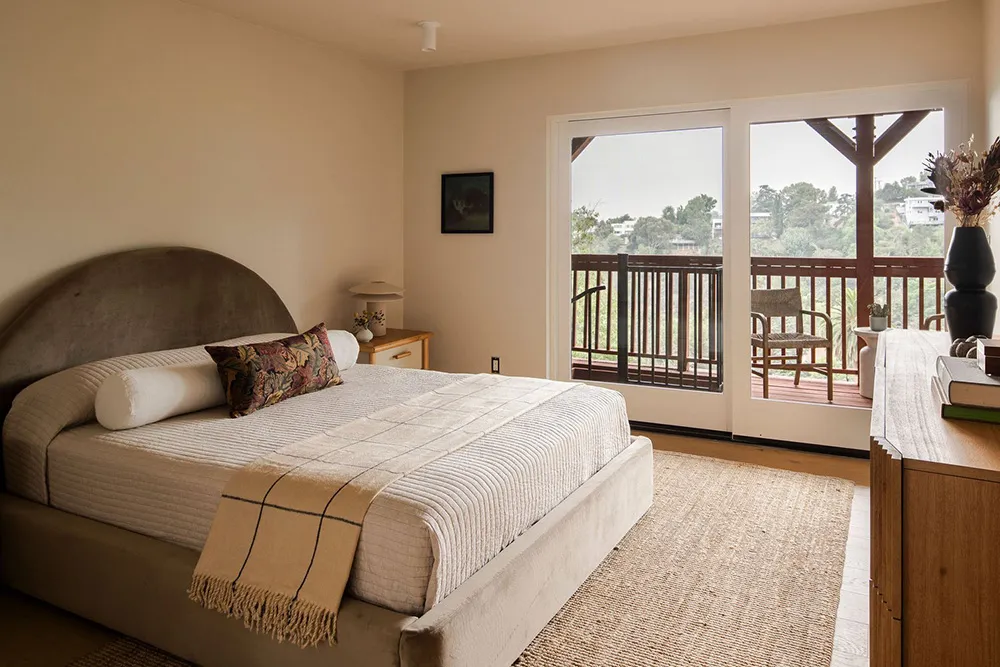 Cozy Modern Design of an Unusual House in California - Gallery image 26