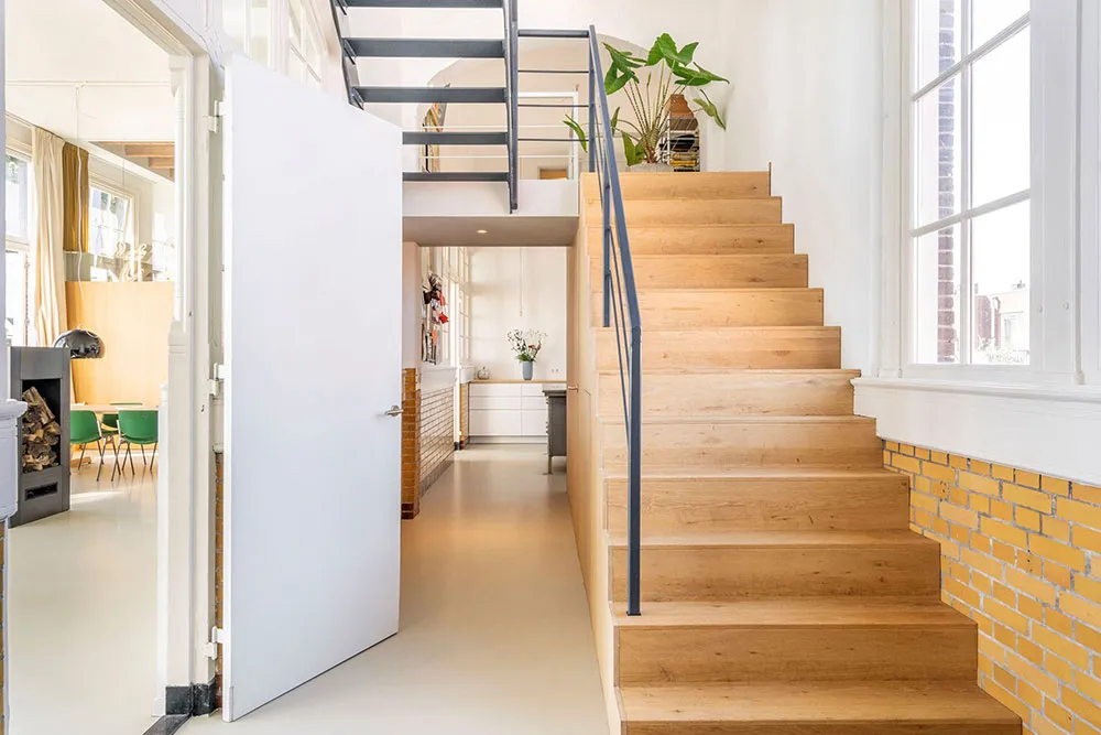 Bright Loft in Old School Building in Rotterdam - Gallery image 17