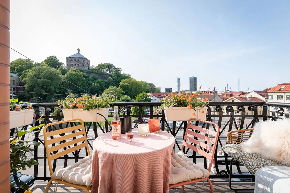 Appartement cosy dans des tons sableux à Stockholm - Gallery image 4