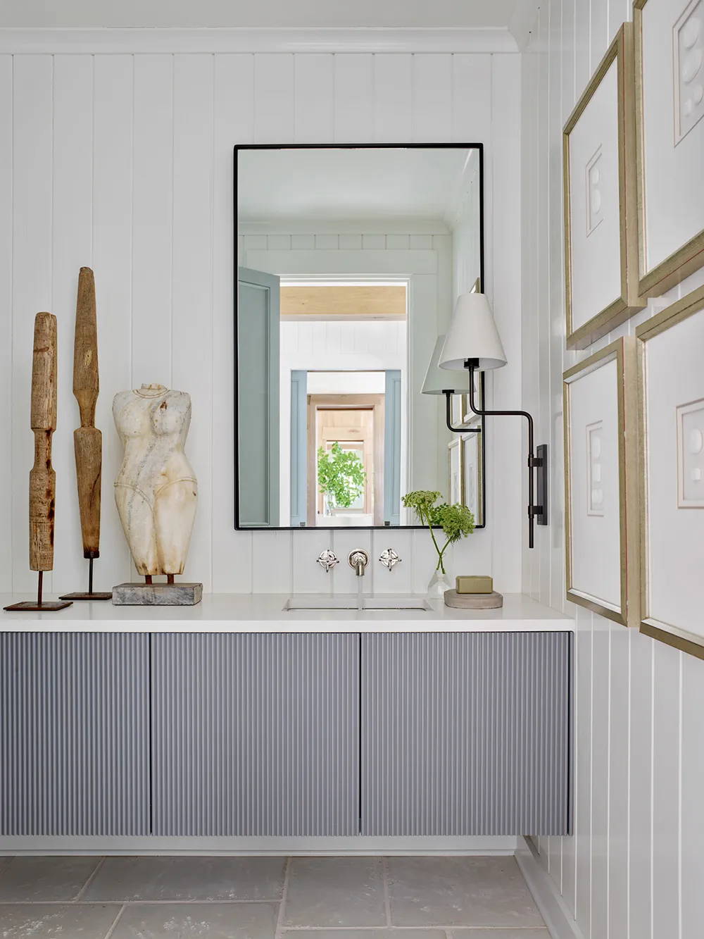 High Ceilings and Elegant Natural Design with Fresh Notes: House in the USA - 11