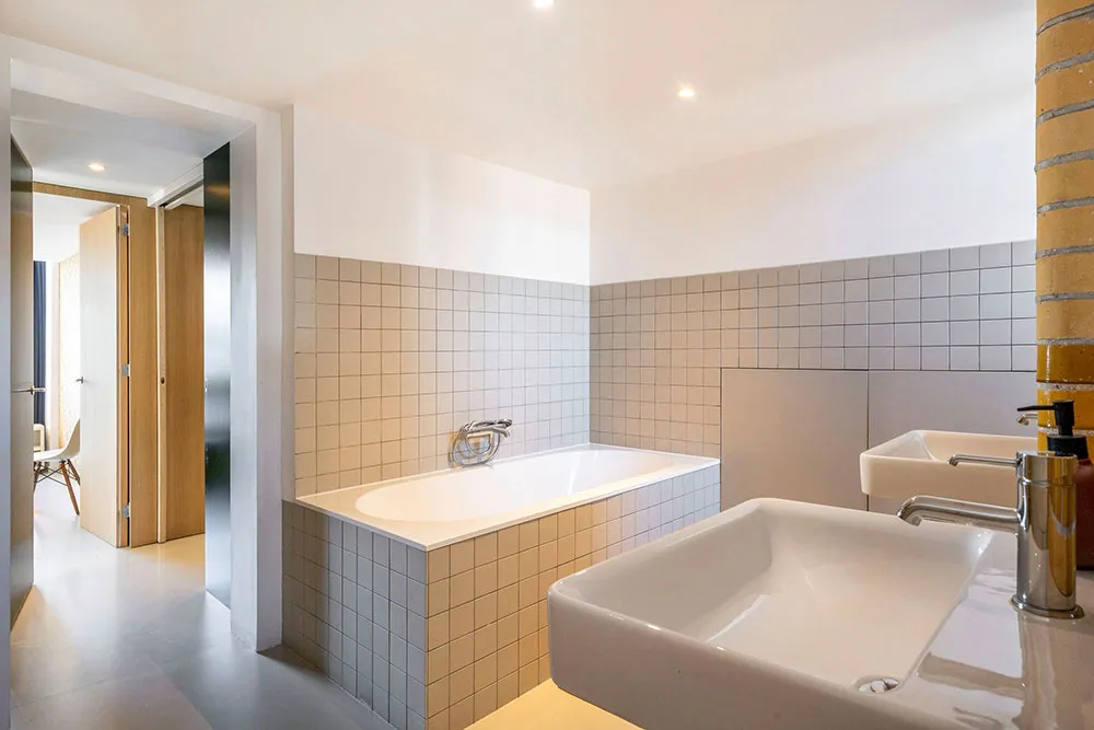 Bright Loft in Old School Building in Rotterdam - Gallery image 20