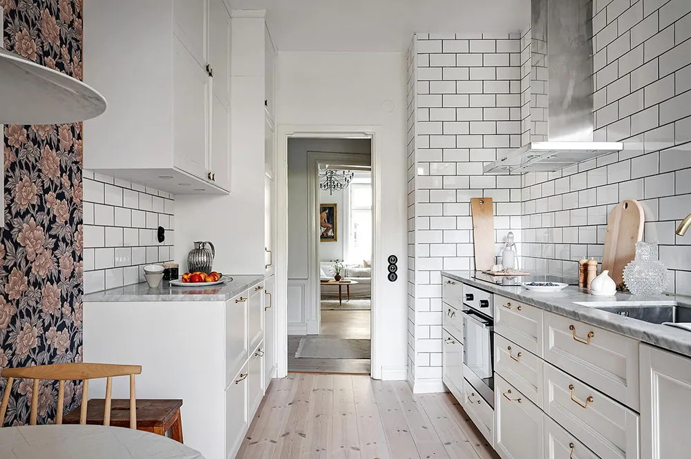 Jasna kwatera w Gotenborgu z odświeżającymi akcentami w paletie kolorów - Gallery image 26