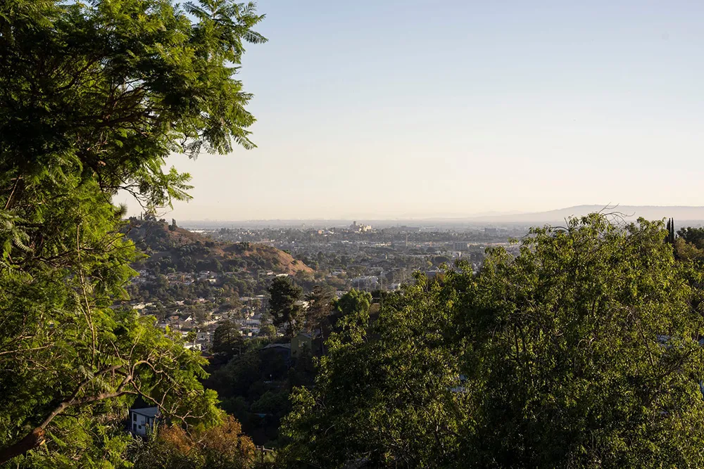 Cozy Modern Design of an Unusual House in California - Gallery image 17