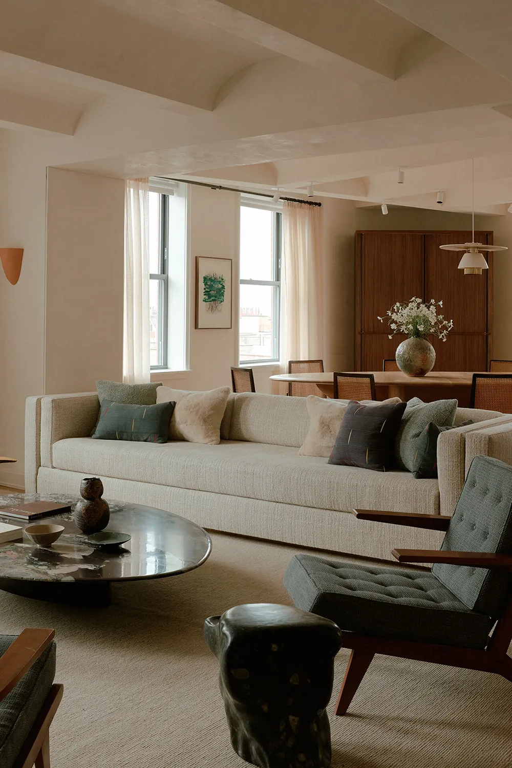 Soft Tones and Aesthetic Details: Apartments on Manhattan - Gallery image 3