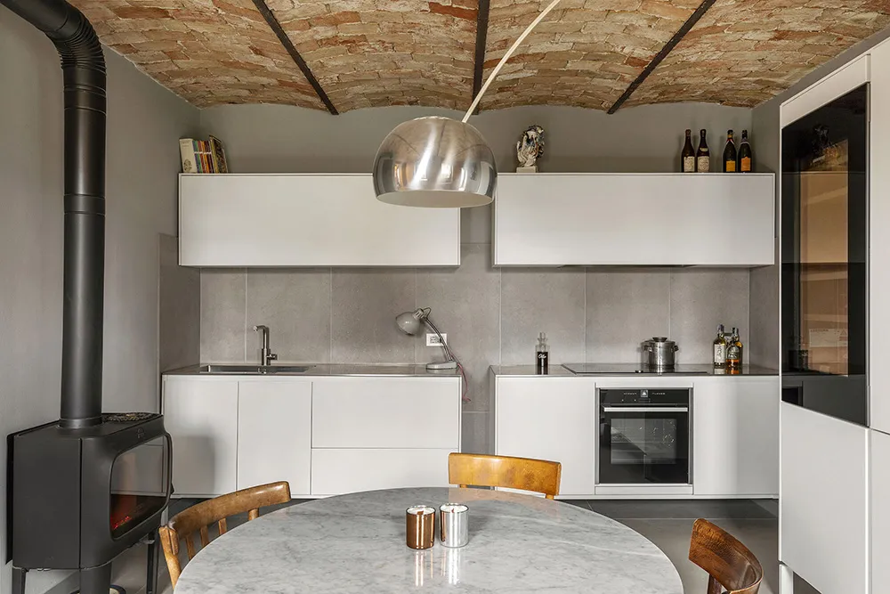 Historic Architecture, Bold Design and Nature: House in Italy - Gallery image 17