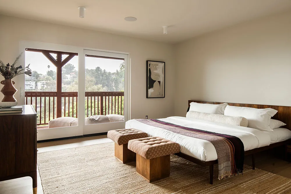 Cozy Modern Design of an Unusual House in California - Gallery image 19