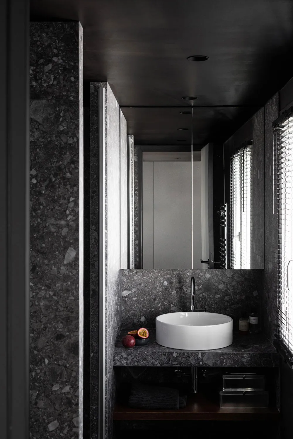 Increíble apartamento blanco y negro en ático en París (45 m²) - Gallery image 14